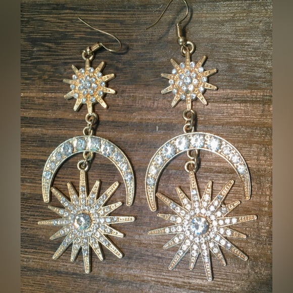 Celestial earrings Big/bold/beautiful moon & stars Gold tone & clear rhinestone - Picture 3 of 8